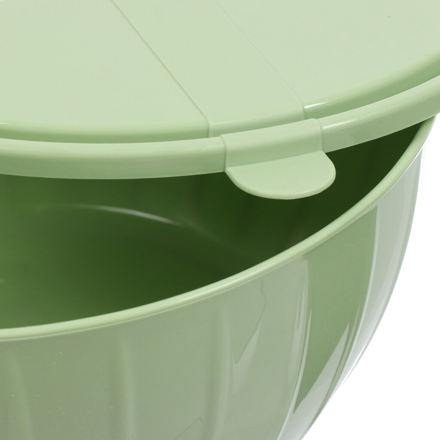 Салатник пластм. "Vanilla" 1,7л d182мм с крышкой Фисташка SE186611050 ("Sugar Spice") *1/18