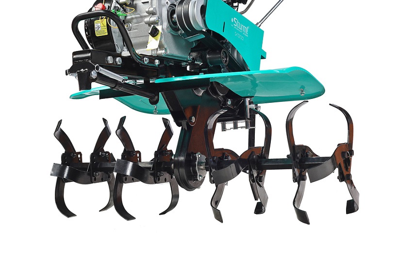 Мотоблок бензиновый 4Т 7 л.с бак 3,6л шир/глуб обраб 95/10см 3 скор GK7210CI STURM  *1/4