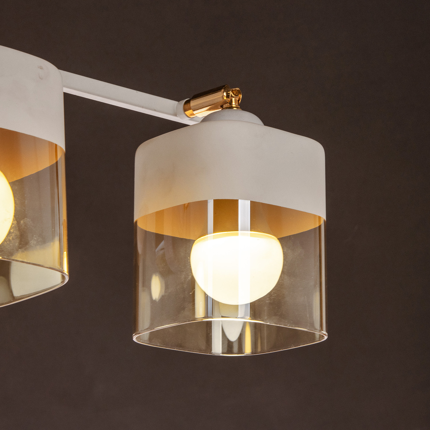 Люстра "Камелия" 4хЕ27 40Вт бело-золотой 56х56х27см 9408299  S=12м2