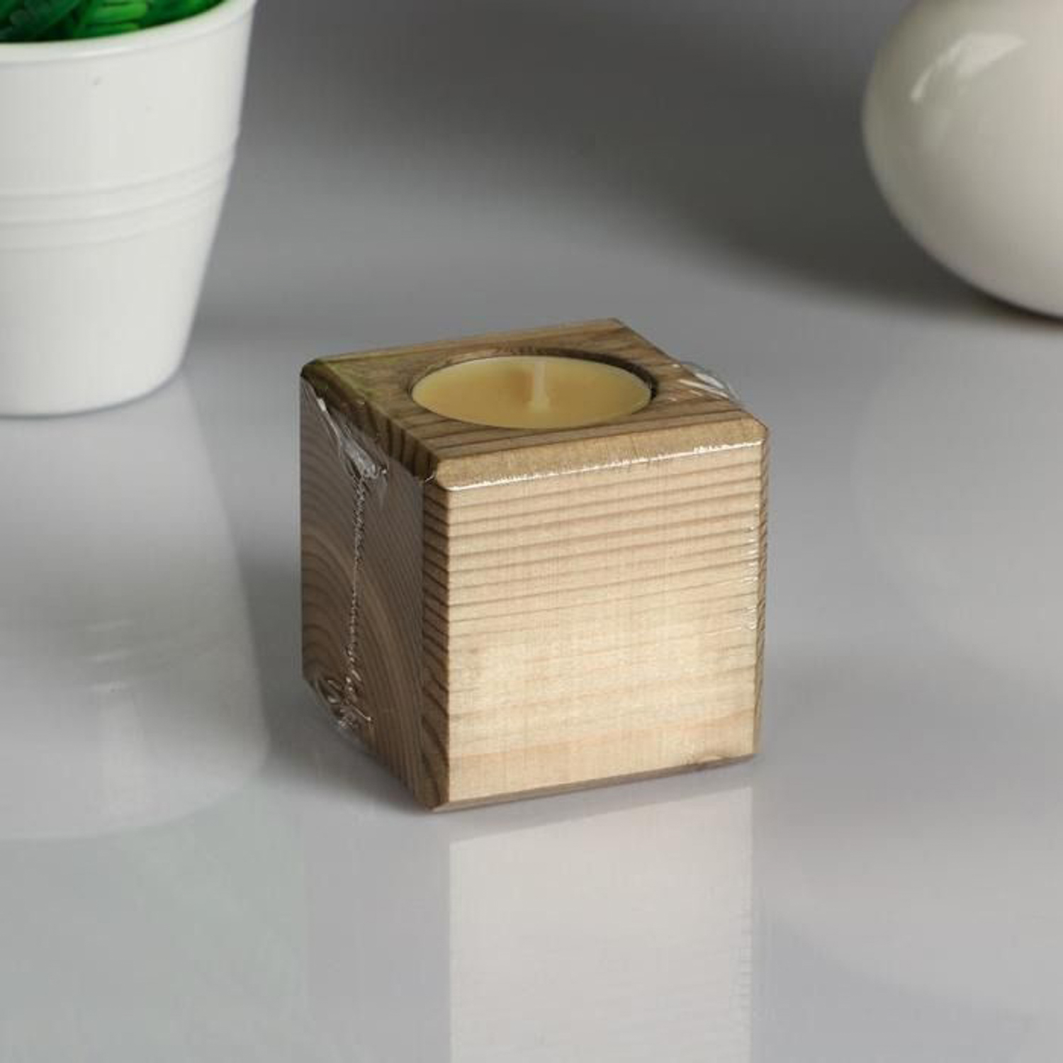 Декоративный подсвечник "Орех", со свечой "Манго" 5149942