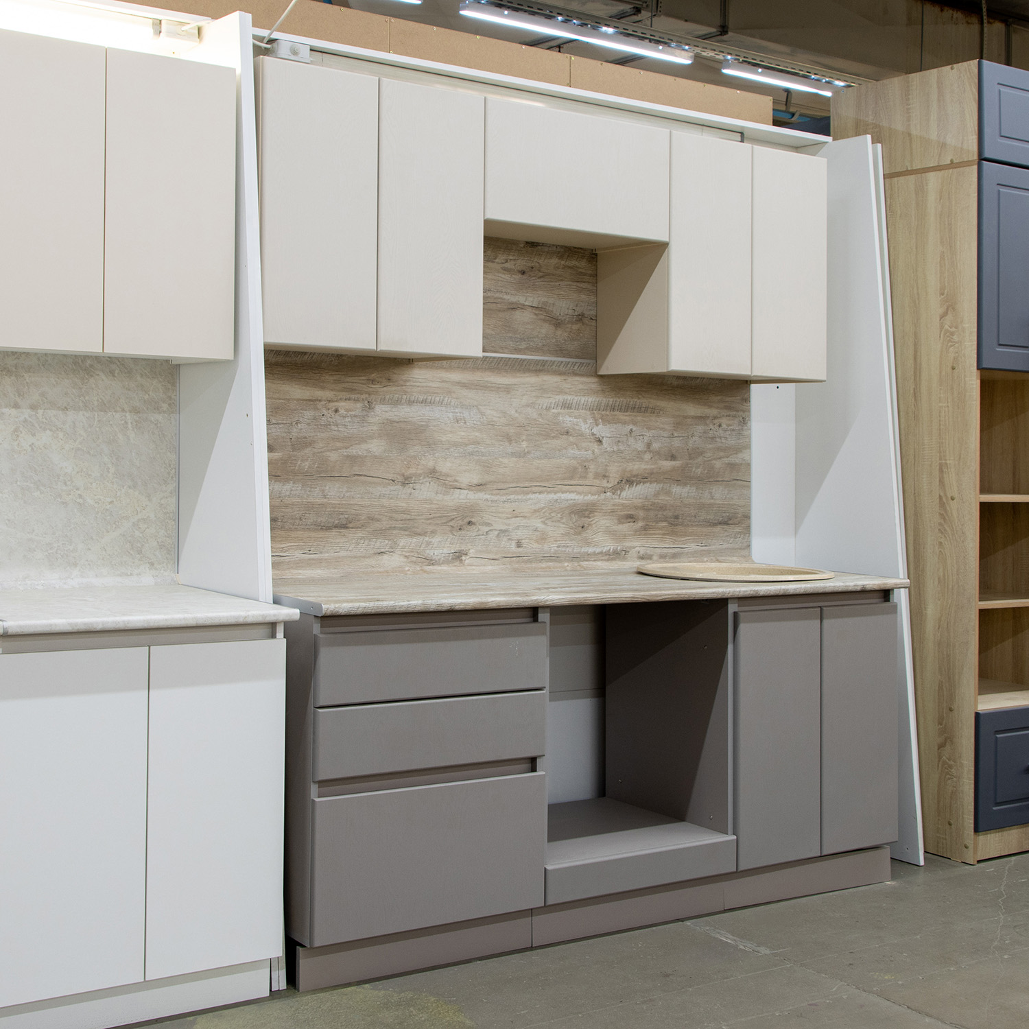 Шкаф напольный 600х850х600 мм BROZEX-WOOD Эрика, для духового шкафа, грейдж / ясень грей софт