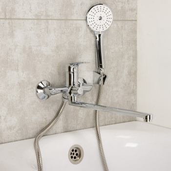 Смеситель для ванны Milardo Rora RORSB00M10, длинный излив, однорычажный, с лейкой