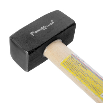 Кувалда 1,0 кг деревянная ручка арт.38-5-011 Ремоколор*1/12/24