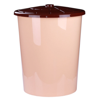 Бак пластм.100л с крышкой д.58см, выс.65см Бежевый М3469 (ЗПИ "Альтернатива") *1/3